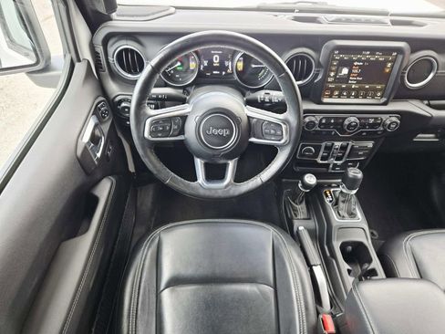 Used 2023 Jeep Wrangler Unlimited Sahara w/ Cold Weather Group image 14