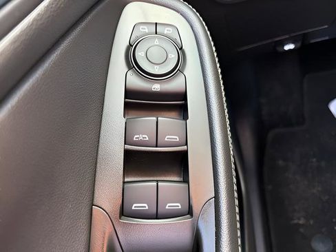 Used 2024 Buick Encore GX Preferred AWD/4WD image 20