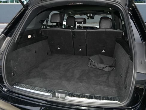 Used 2024 Mercedes-Benz GLE 450e 4MATIC image 9