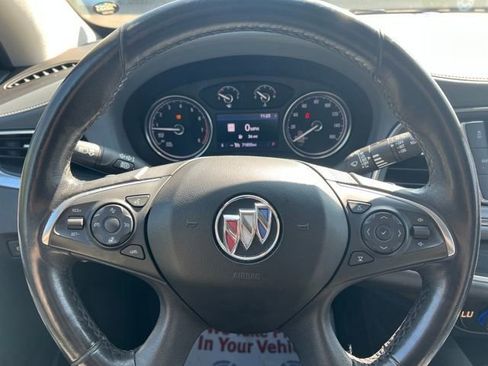 Used 2020 Buick Enclave Premium w/ Sun and Sites Package image 9