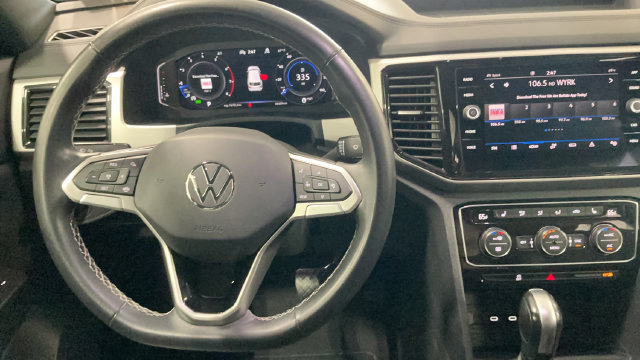 Certified 2022 Volkswagen Atlas Cross Sport SE AWD/4WD image 28
