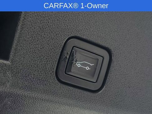 Certified 2024 Chevrolet Traverse LT w/ Enhanced Driving Package image 31