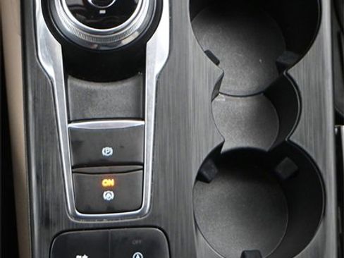 Used 2020 Ford Escape SEL image 20