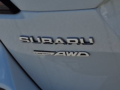 Used 2025 Subaru Outback Limited AWD/4WD image 36