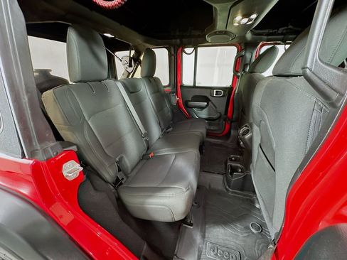 Used 2020 Jeep Wrangler Unlimited Sport S AWD/4WD image 33