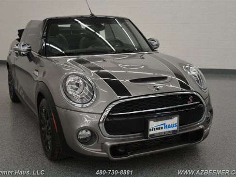 Used 2017 MINI Cooper S image 5