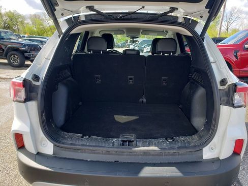 Certified 2022 Ford Escape SEL AWD/4WD image 8