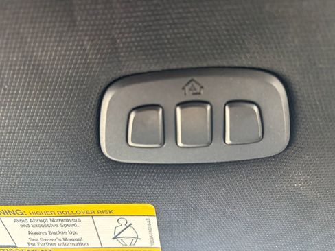 Used 2023 Ford F150 Lariat w/ Equipment Group 502A High image 42