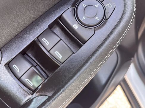 Used 2025 Buick Encore GX Preferred FWD image 14