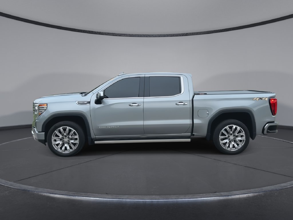 Used 2025 GMC Sierra 1500 Denali w/ Denali Reserve Package AWD/4WD image 5