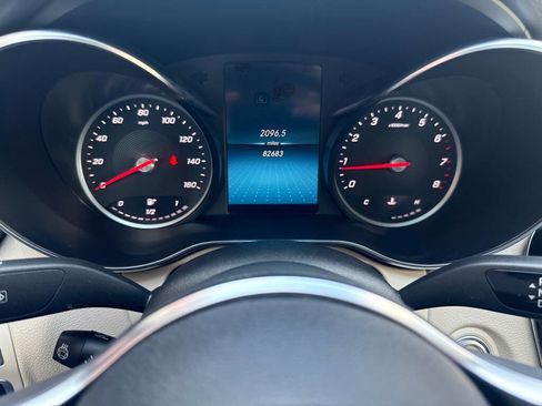 Used 2019 Mercedes-Benz C 300 4MATIC Sedan image 25