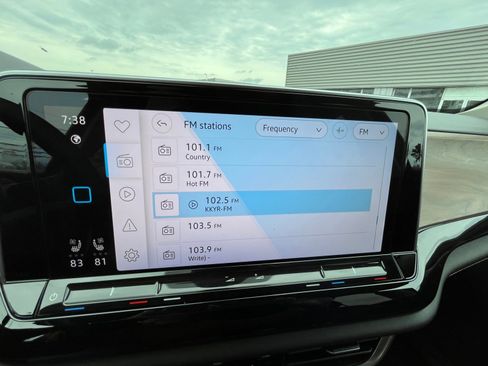 Used 2024 Volkswagen Atlas SE image 10