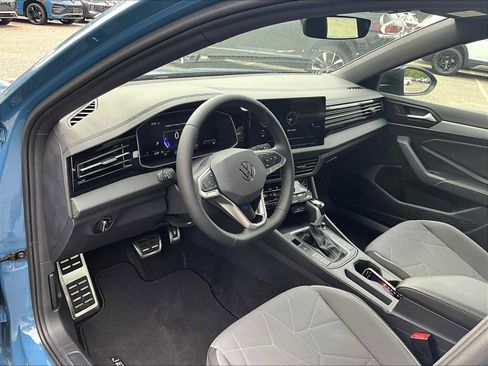 New 2025 Volkswagen Jetta Sport image 9