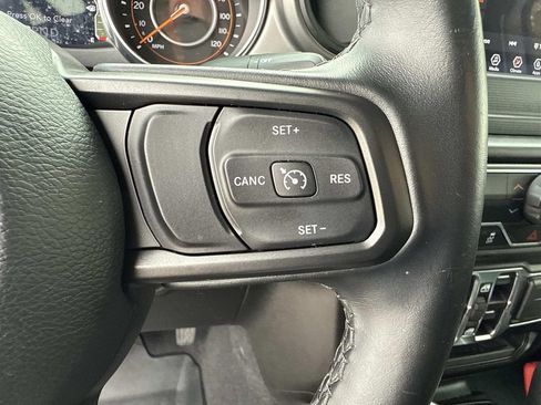 Used 2021 Jeep Wrangler Unlimited Sport image 28