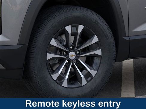 Used 2025 Chevrolet Equinox LT image 10