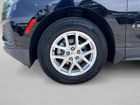 Used 2023 Chevrolet Equinox LS FWD image 10