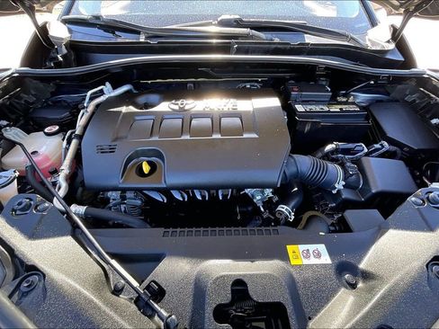 Used 2020 Toyota C-HR LE image 31