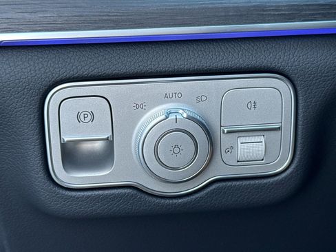 New 2026 Mercedes-Benz GLE 580 4MATIC image 16