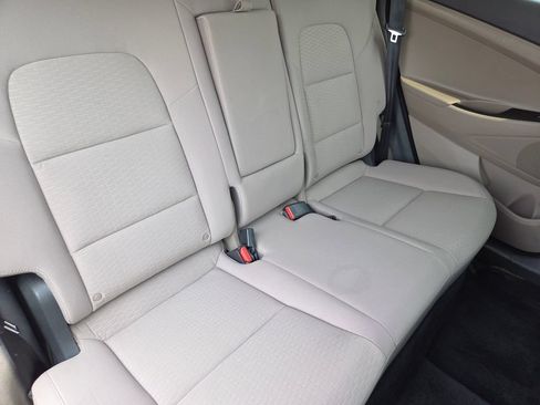 Used 2019 Hyundai Tucson SE FWD image 25
