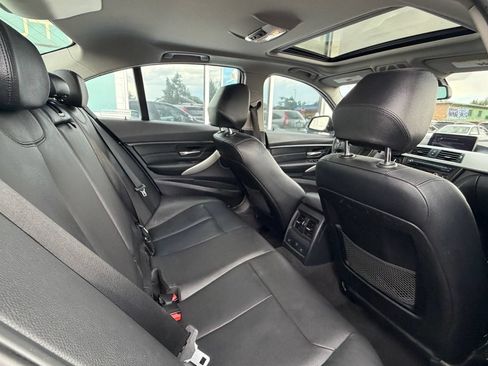 Used 2013 BMW 328i xDrive Sedan AWD/4WD image 11