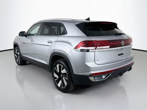 Used 2025 Volkswagen Atlas Cross Sport SE AWD/4WD image 5