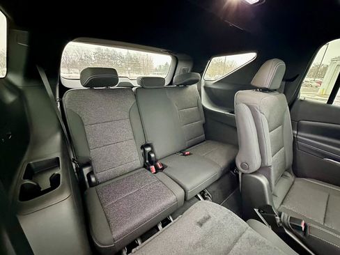 New 2026 Chevrolet Traverse LT w/ Sun and Wheel Package image 10