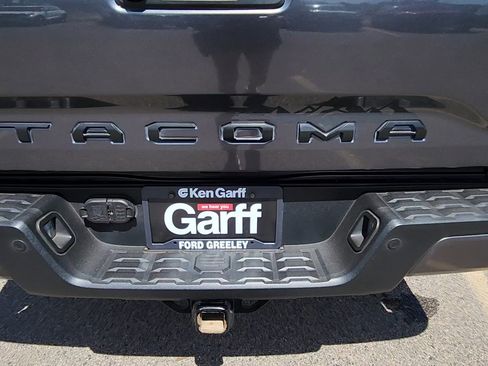 Used 2022 Toyota Tacoma SR5 image 42