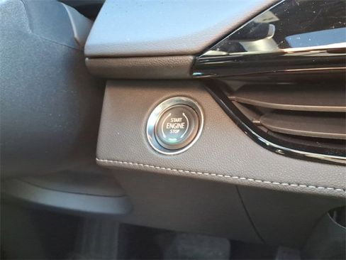 Certified 2025 Buick Enclave Avenir w/ Super Cruise Package image 17