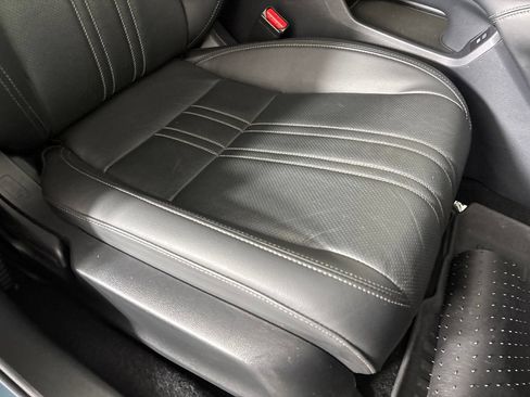 Used 2025 Honda HR-V EX-L image 30