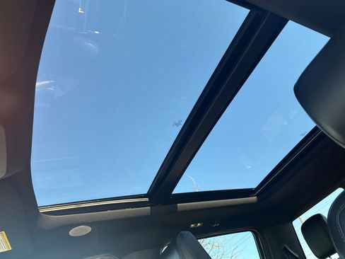 Used 2024 Ford F150 Platinum w/ Equipment Group 702A High image 21