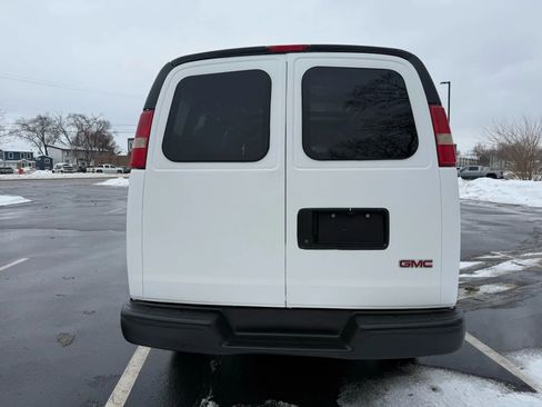 Used 2012 GMC Savana 2500 image 6