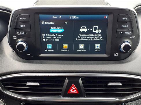 Used 2020 Hyundai Santa Fe SEL w/ Convenience + Premium Package image 14