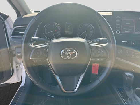 Used 2021 Toyota Camry SE FWD image 28
