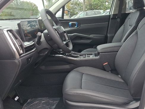 New 2026 Kia Sorento S image 10