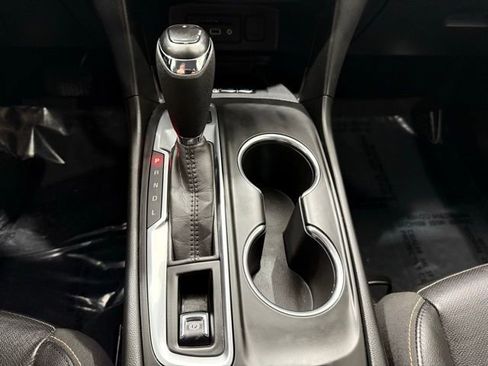 Used 2021 Chevrolet Equinox Premier w/ Redline Edition image 38