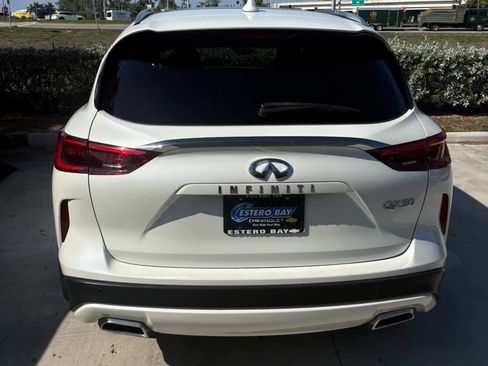 Used 2021 INFINITI QX50 Luxe w/ Appearance Package FWD image 10