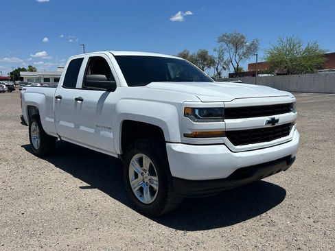 Used 2019 Chevrolet Silverado 1500 Custom AWD/4WD image 3