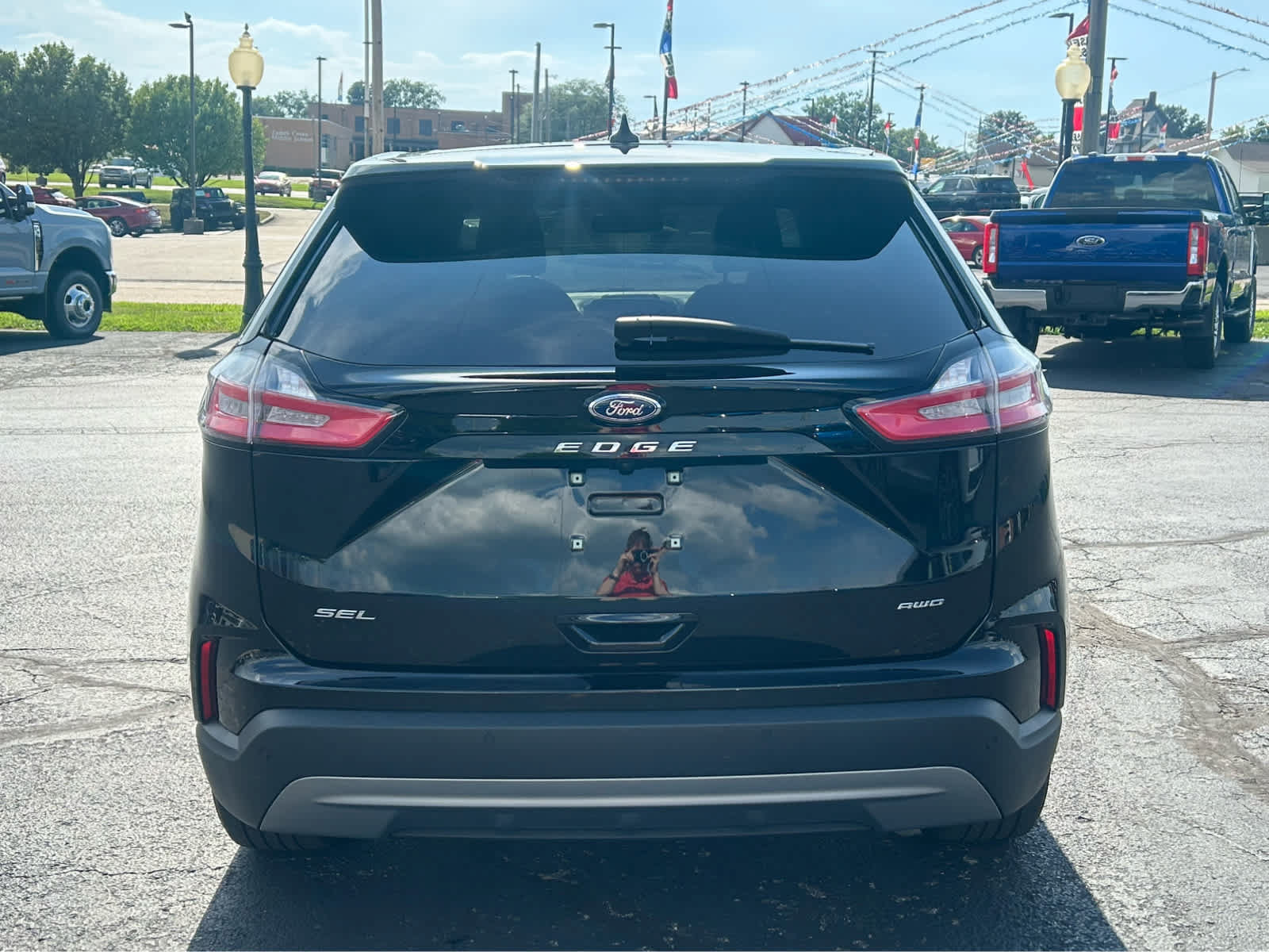 Used 2024 Ford Edge SEL w/ Convenience Package AWD/4WD image 5