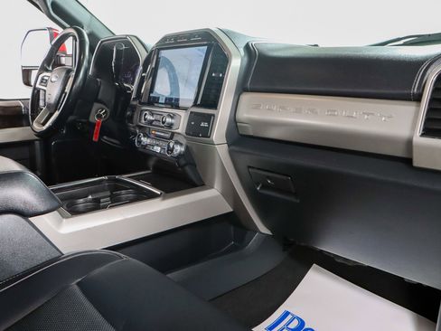 Used 2022 Ford F250 Lariat w/ Lariat Value Package image 29