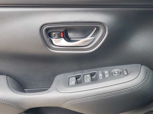 Certified 2026 Honda HR-V LX image 22