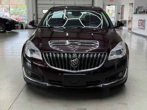 Used 2017 Buick Regal Sport Touring FWD image 6