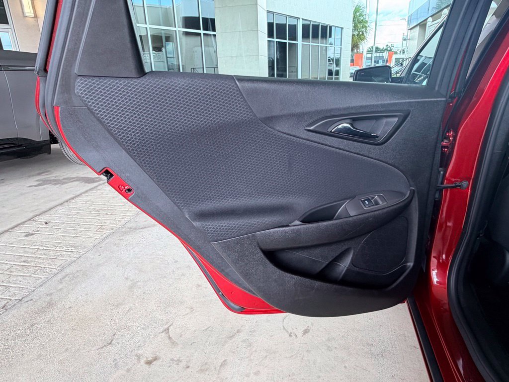 Used 2025 Chevrolet Malibu RS FWD image 29