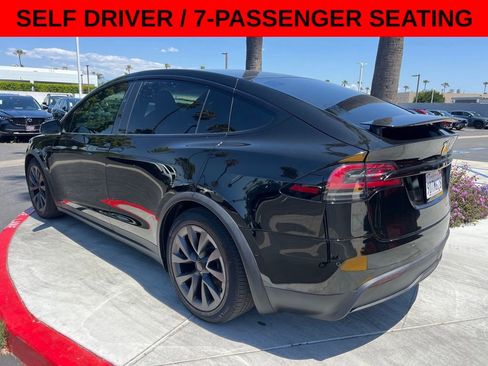 Used 2022 Tesla Model X AWD/4WD image 4