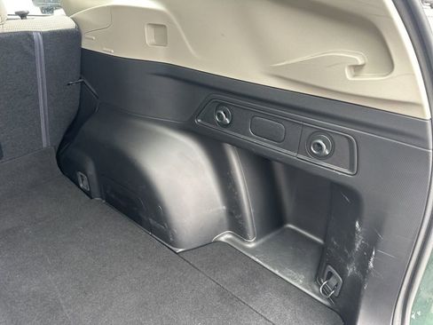 Used 2023 Subaru Forester Base image 28