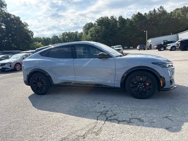 Used 2025 Ford Mustang Mach-E Premium w/ Sport Appearance Package AWD/4WD image 15