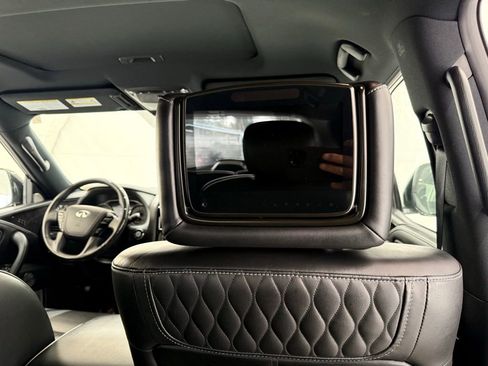 Used 2023 INFINITI QX80 Luxe image 29
