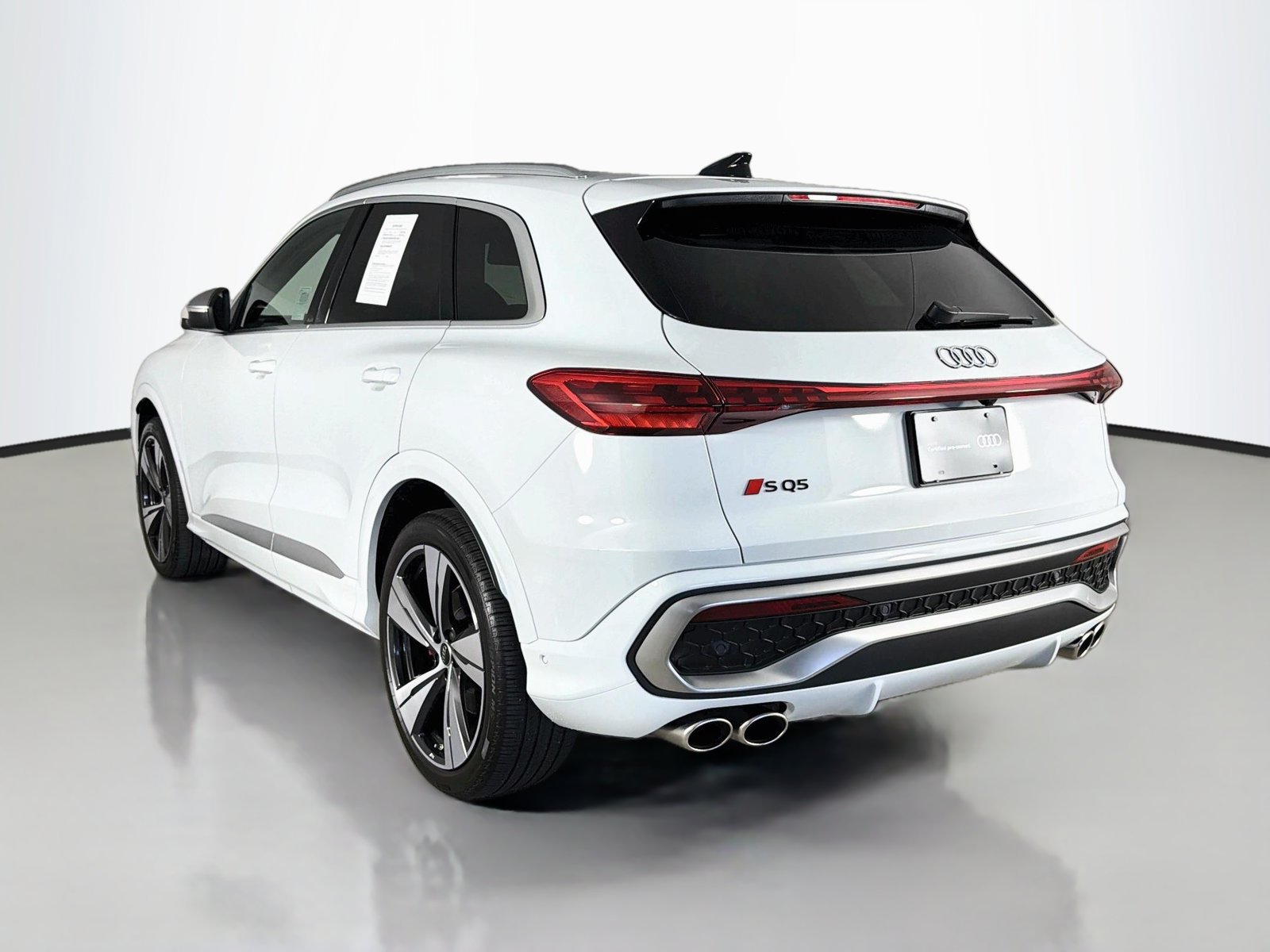 Certified 2025 Audi SQ5 Premium Plus w/ Premium Plus Package AWD/4WD image 5