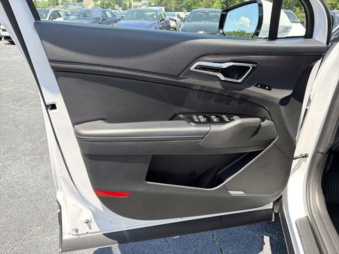 Used 2023 Kia Sportage SX FWD image 8