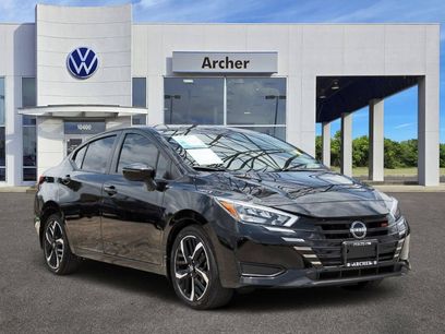 Used 2023 Nissan Versa SR w/ Trunk Package