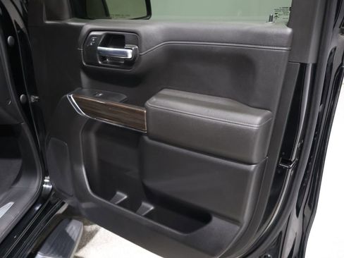 Used 2021 Chevrolet Silverado 1500 RST image 25